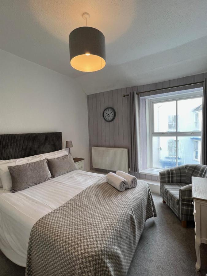 Lindholme Guest House Тенби Екстериор снимка