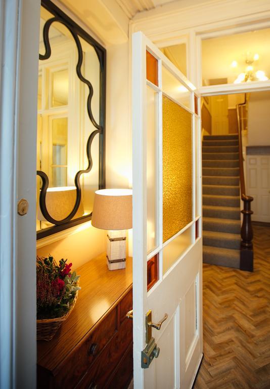 Lindholme Guest House Тенби Екстериор снимка