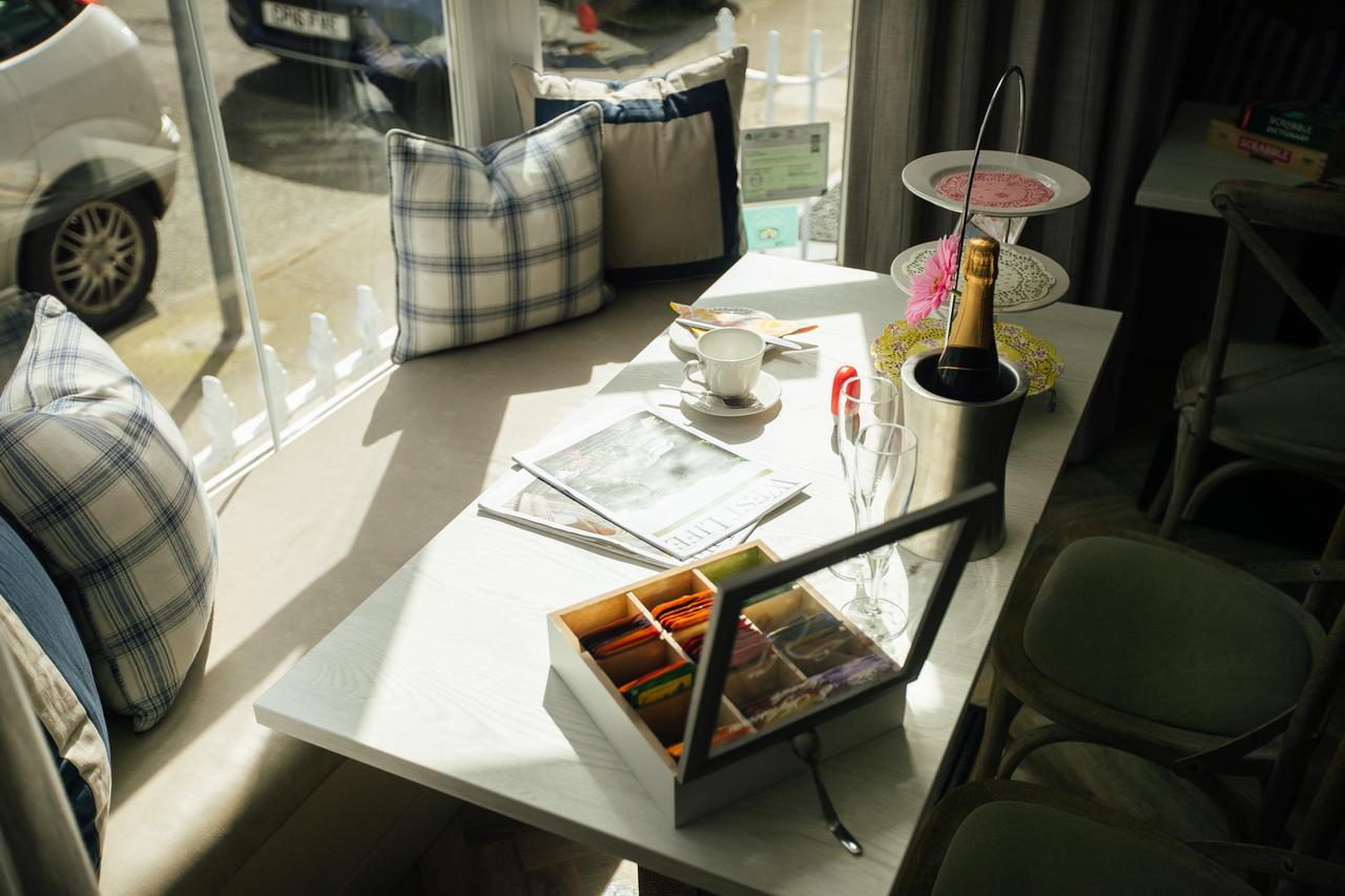 Lindholme Guest House Тенби Екстериор снимка